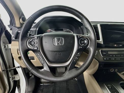 Used 2020 Honda Ridgeline RTL image 11