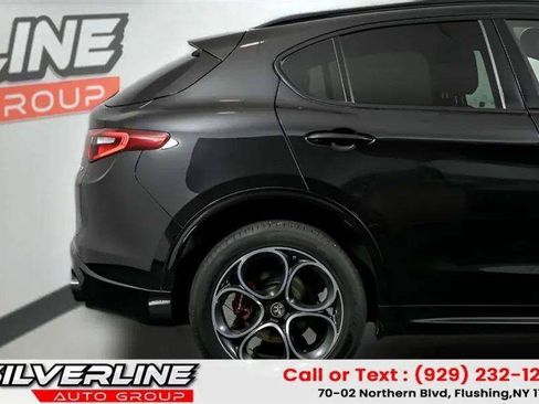 Used 2023 Alfa Romeo Stelvio Veloce AWD/4WD image 22