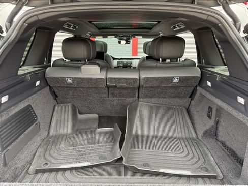 Used 2024 Land Rover Range Rover Long Wheelbase Autobiography image 29