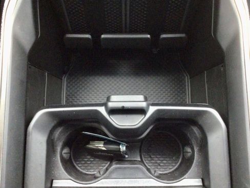 Used 2025 RAM 3500 Longhorn image 24