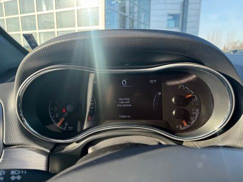 Used 2021 Jeep Grand Cherokee Limited w/ Trailer Tow Group IV image 5