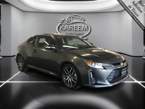 Used 2014 Scion tC FWD image 3