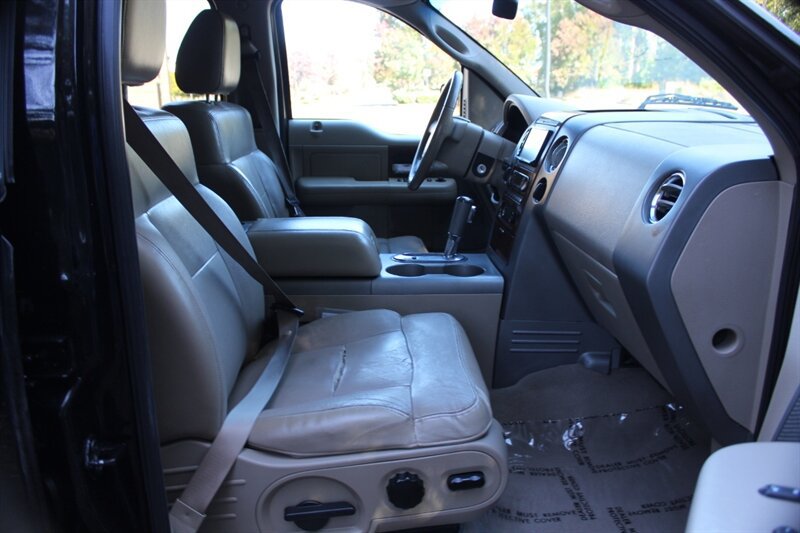 Used 2005 Ford F150 Lariat AWD/4WD image 19