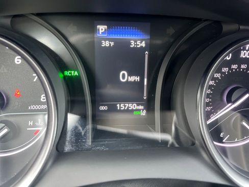 Certified 2024 Toyota Camry SE w/ Convenience Package image 18