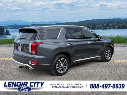 Used 2020 Hyundai Palisade SEL AWD/4WD image 3