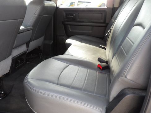 Used 2018 RAM 1500 Tradesman RWD image 25