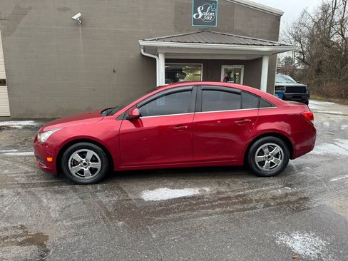Used 2013 Chevrolet Cruze LT image 8