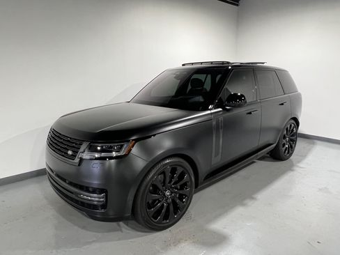 Used 2023 Land Rover Range Rover SE AWD/4WD image 4
