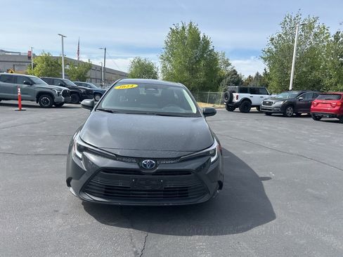 Used 2024 Toyota Corolla LE image 11