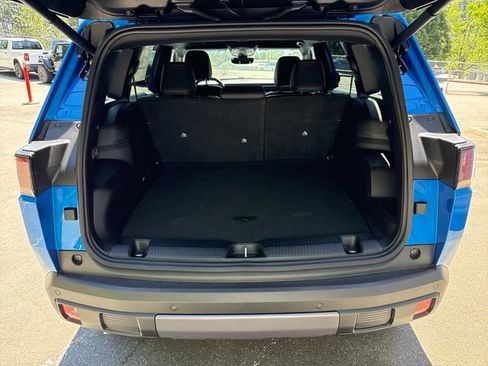 New 2026 Jeep Cherokee Limited AWD/4WD image 12