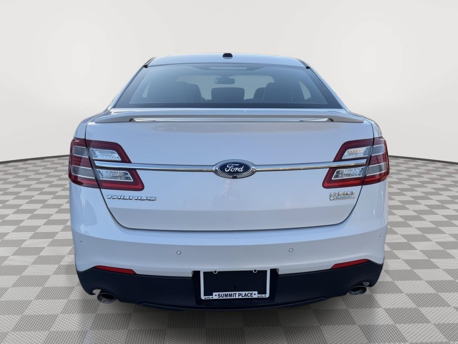 Used 2016 Ford Taurus SHO AWD/4WD image 6
