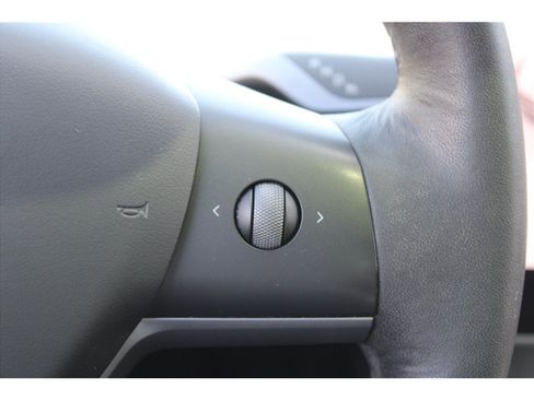 Used 2022 Tesla Model 3 RWD image 14