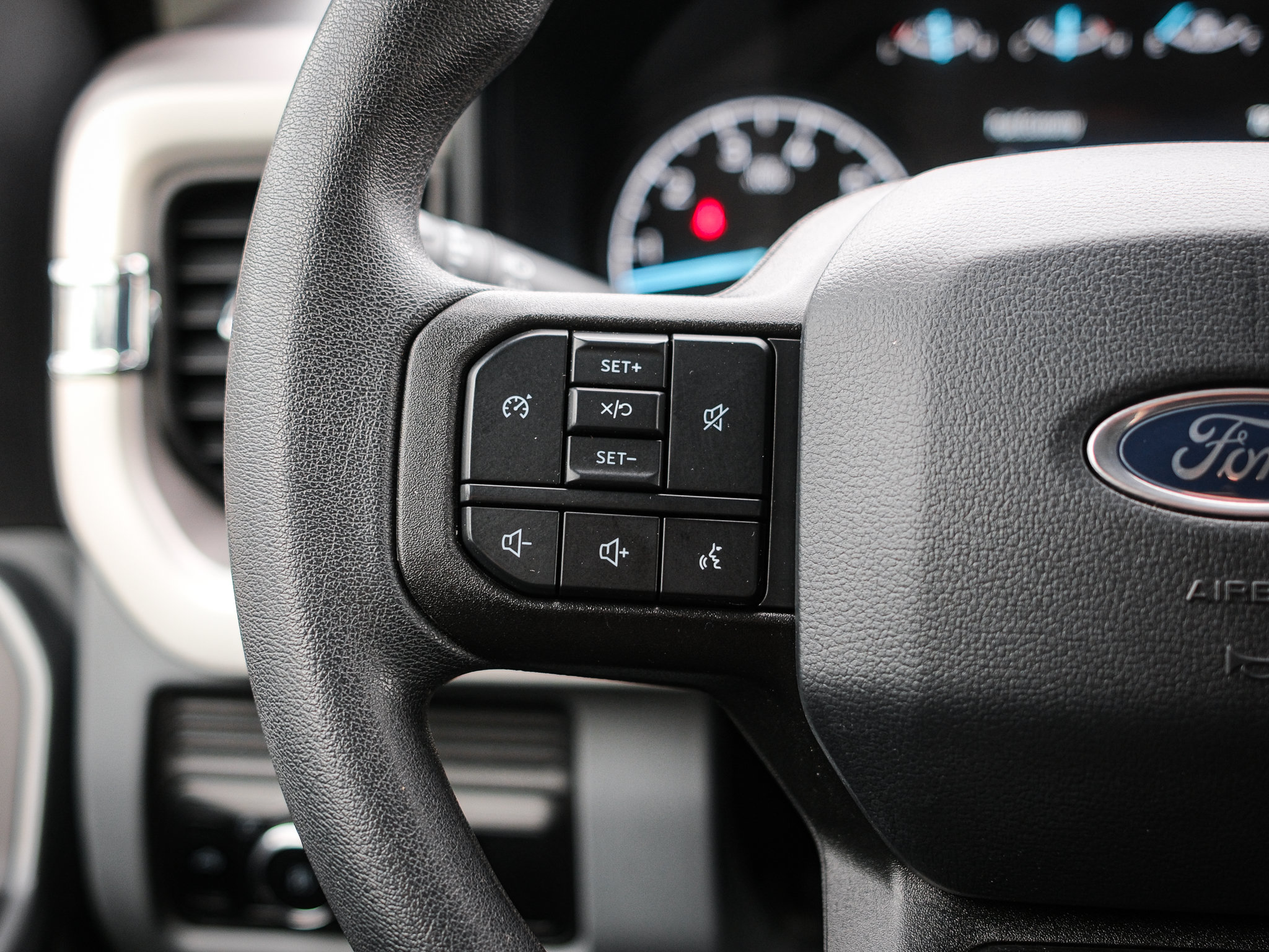 Used 2024 Ford F250 XL w/ STX Appearance Package AWD/4WD image 20