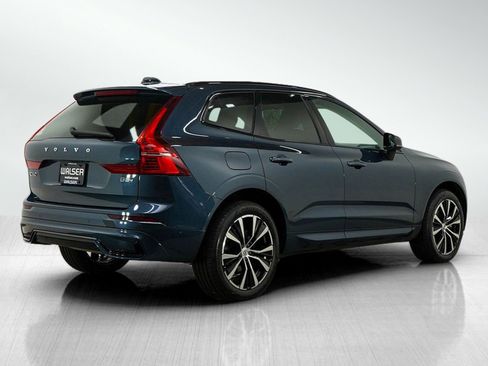 Used 2024 Volvo XC60 B5 Plus image 5