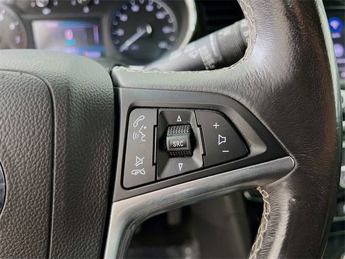 Used 2022 Buick Encore Preferred w/ Safety Package image 30