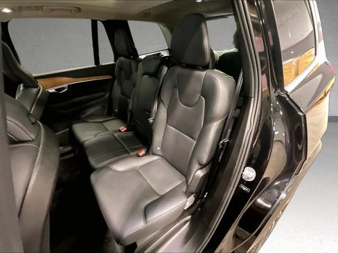 Certified 2024 Volvo XC90 B5 Plus AWD/4WD image 22