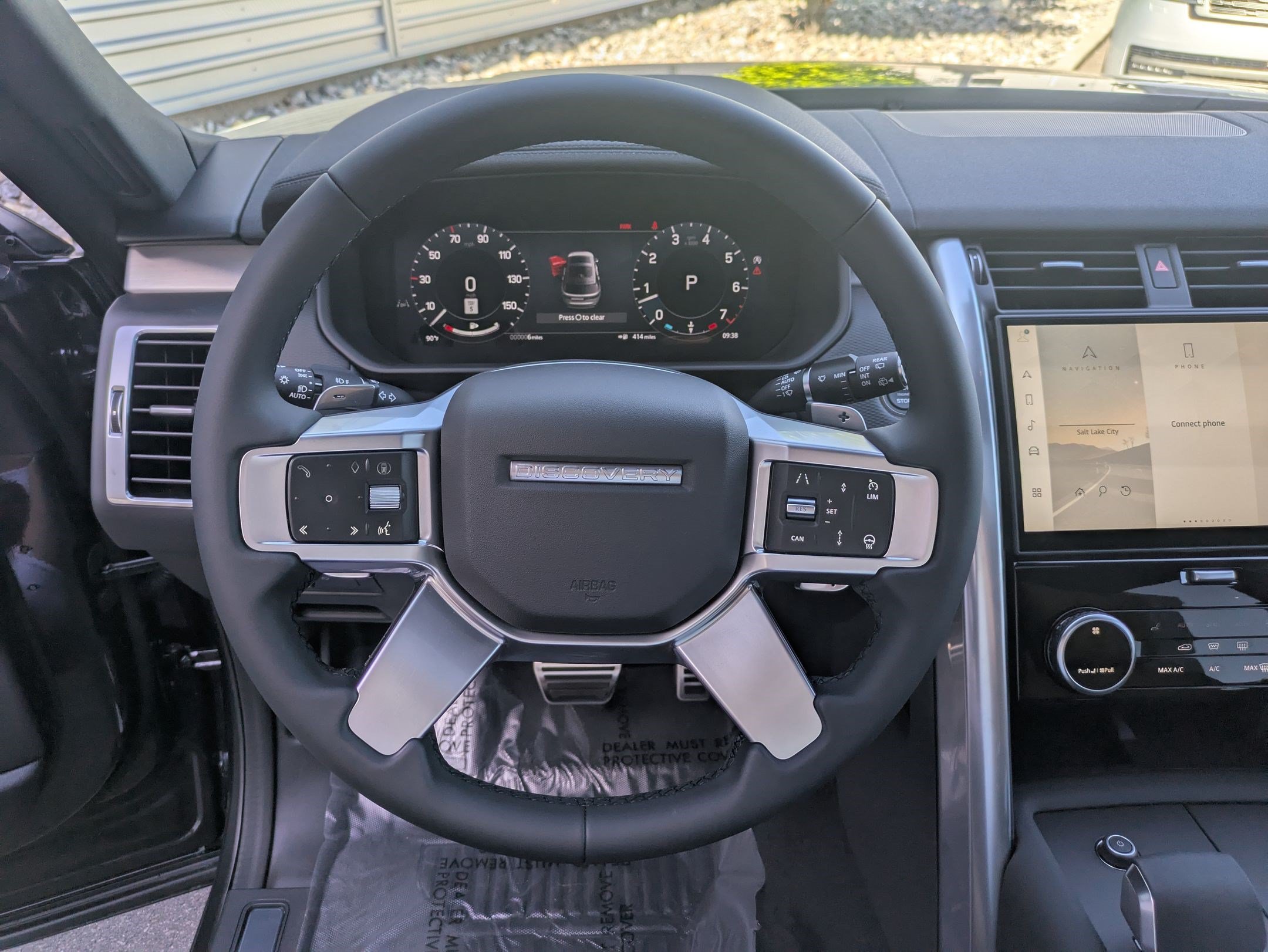 New 2026 Land Rover Discovery Limited Edition AWD/4WD image 15