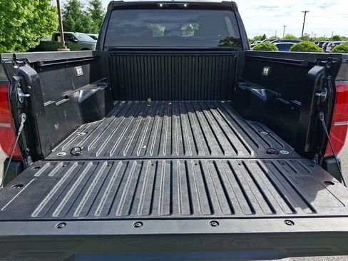 Certified 2024 Toyota Tacoma SR w/ SR Upgrade Package AWD/4WD image 28