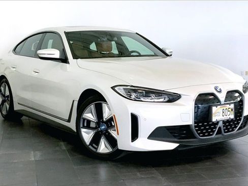 Certified 2022 BMW i4 eDrive40 image 2