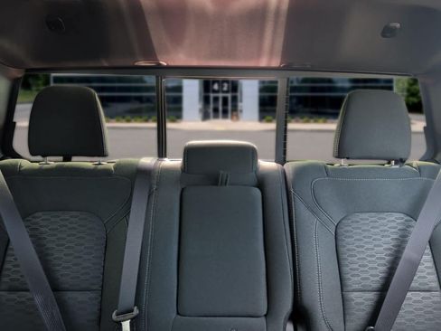 Used 2025 RAM 1500 Big Horn AWD/4WD image 28
