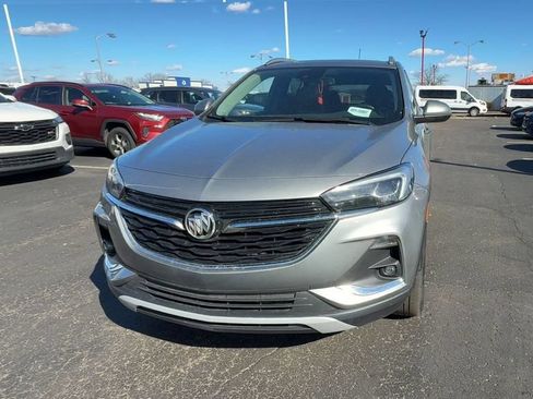 Used 2023 Buick Encore GX Essence w/ Experience Buick Package AWD/4WD image 3