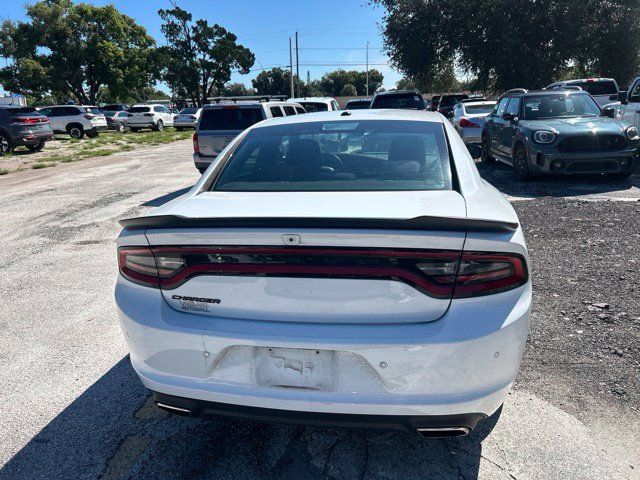 Used 2020 Dodge Charger SXT w/ Blacktop Package RWD image 17