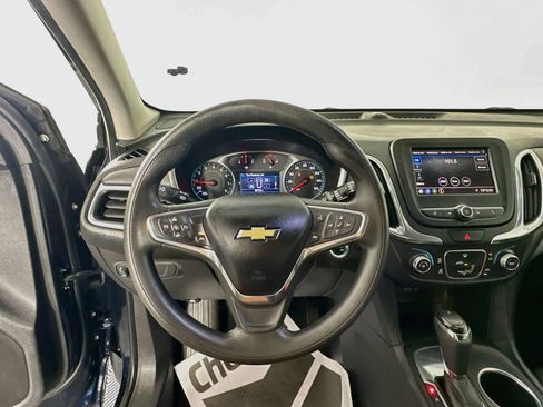 Used 2021 Chevrolet Equinox LT FWD image 11