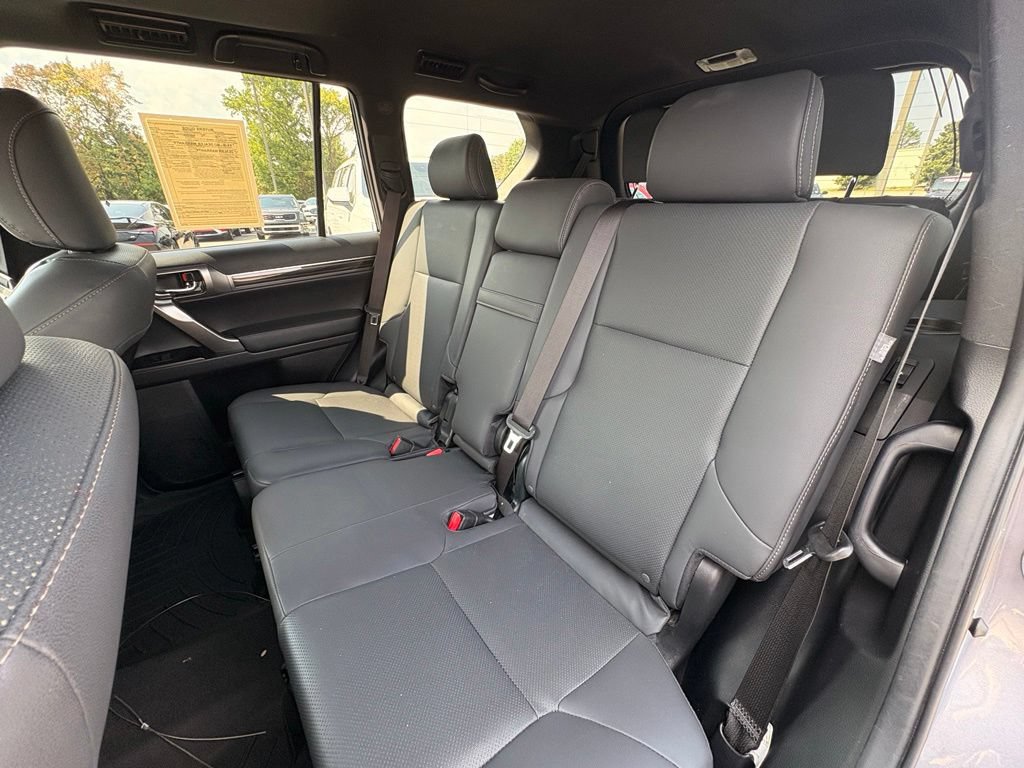 Used 2023 Lexus GX 460 Premium w/ Premium Plus Package AWD/4WD image 27