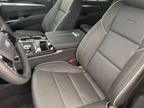 New 2025 Cadillac Escalade Sport w/ Touring Package image 9