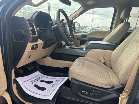 Used 2015 Ford F150 XLT w/ Equipment Group 302A Luxury image 36