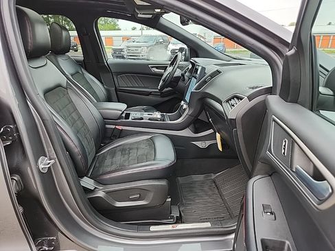 Used 2023 Ford Edge ST-Line AWD/4WD image 37