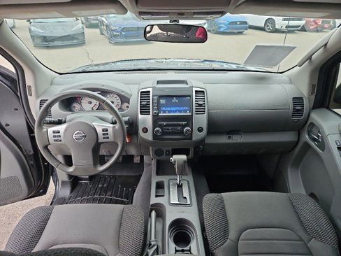 Used 2019 Nissan Frontier Desert Runner image 19