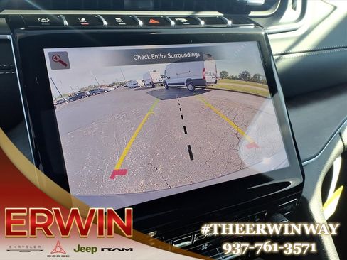 New 2025 Jeep Grand Cherokee Limited w/ Black Appearance Package image 14