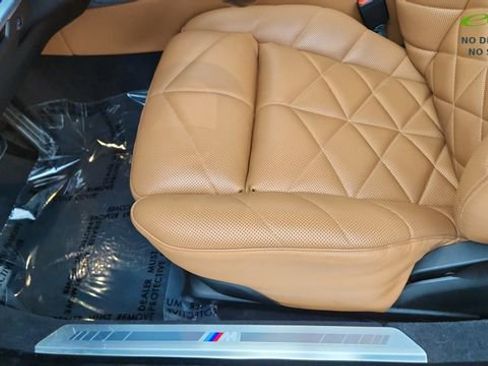 Used 2023 BMW 740i RWD image 33
