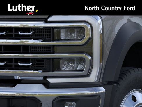 New 2026 Ford F450 Lariat image 18