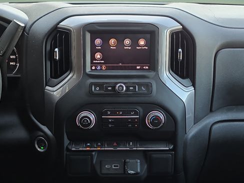 Used 2022 Chevrolet Silverado 1500 W/T w/ WT Convenience Package AWD/4WD image 8
