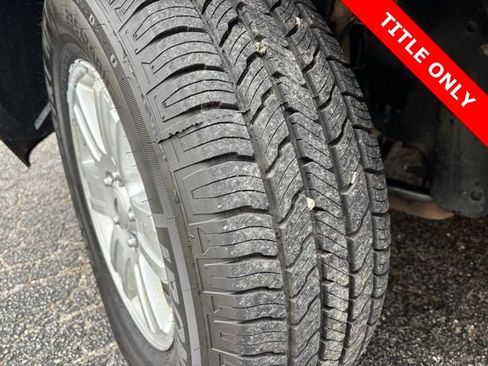 Used 2009 Ford Explorer XLT image 6