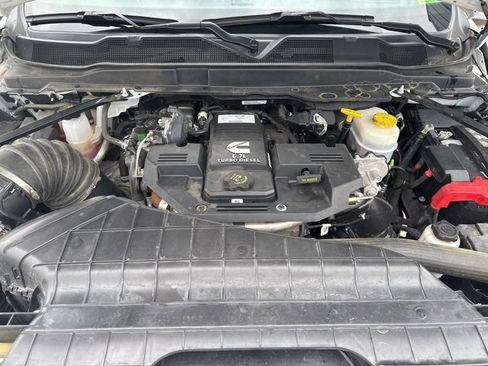 Used 2024 RAM 3500 Laramie w/ Night Edition image 49