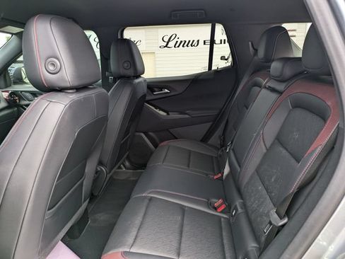 Used 2025 Chevrolet Equinox RS w/ Safety and Technology Package FWD image 14