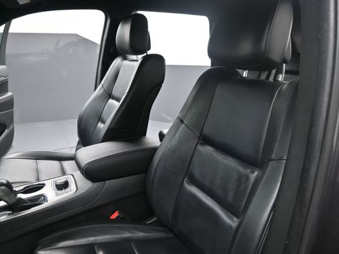 Used 2019 Jeep Grand Cherokee Limited AWD/4WD image 18
