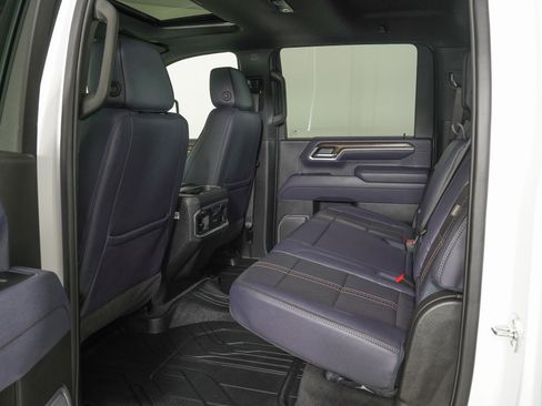 Used 2026 Chevrolet Silverado 3500 High Country w/ High Country Premium Package image 12