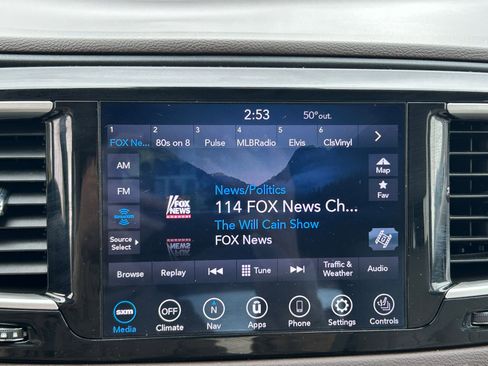 Used 2020 Chrysler Pacifica Touring-L Plus w/ Tire & Wheel Group image 20