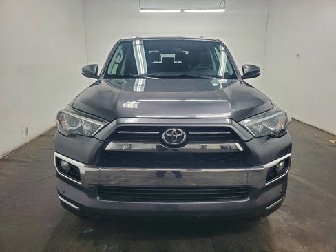 Used 2020 Toyota 4Runner SR5 Premium image 2