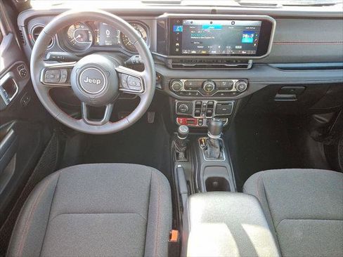 Certified 2024 Jeep Wrangler Unlimited Rubicon image 15