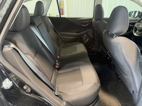 Used 2025 Subaru Outback Premium AWD/4WD image 22