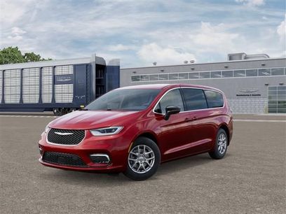New 2026 Chrysler Pacifica Select