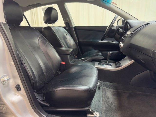 Used 2006 Nissan Altima 3.5 SL FWD image 40