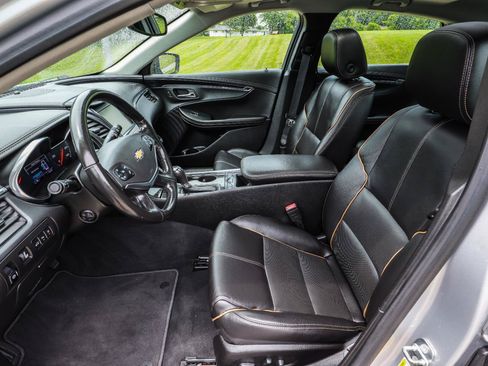 Used 2018 Chevrolet Impala Premier w/ Premier Confidence Package FWD image 38