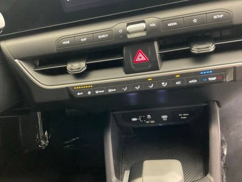 Used 2025 Kia K4 FWD image 20