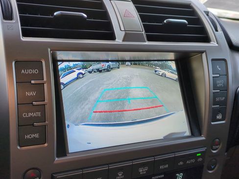 Used 2020 Lexus GX 460 Premium image 21